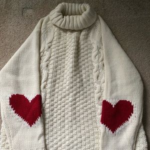 Thick heart elbow sweater